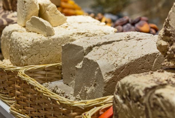 تصویر 4 از حلوا ارده شکری غلیظ تولید شده با روش های سنتی